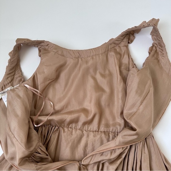 [SOLD] Parasuco Pure Silk Smocked Shimmery Ruffle Peplum Tank Top size 6 - Picture 8 of 10